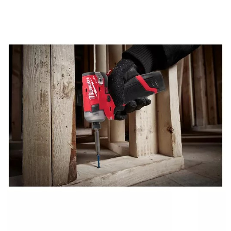 Гвинтокрут акумуляторний 1/4" HEX MILWAUKEE, M12 FQID-202X, 50Нм (+ заряд.пристрій, 2 акум.Х 2Аг, HD