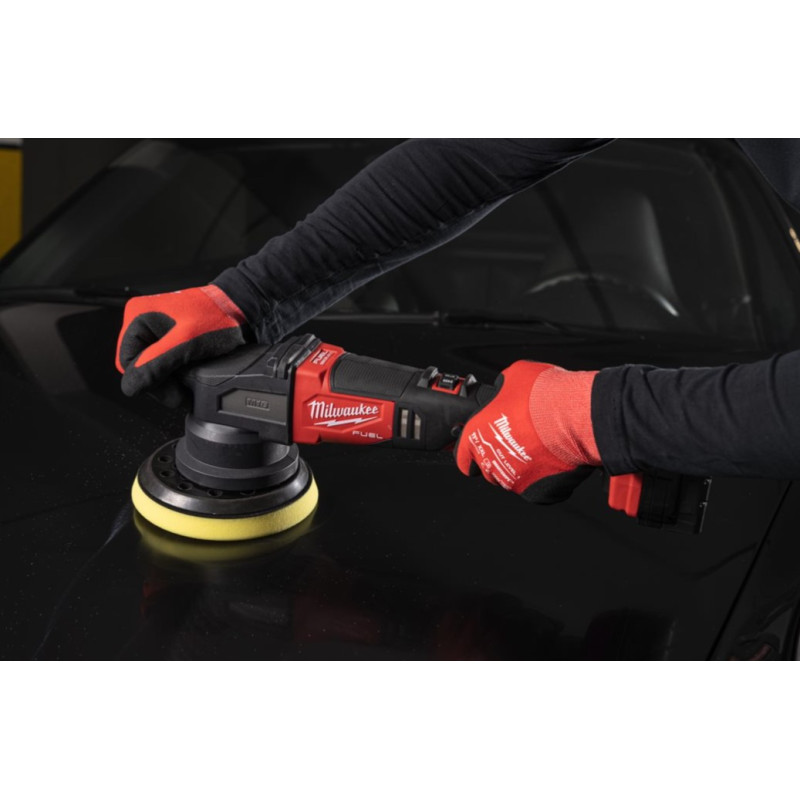 Машина полірувальна акумуляторна ексцентрикова Ø125мм M18 FROP15-502X KIT (заряд.пристр.+2акХ5Аг+оснащення+HDкейс)