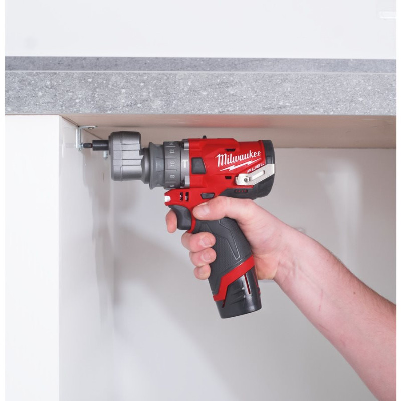 Дриль-шурупокрут з ударом акумуляторний MILWAUKEE, M12 FPDX-202X, 37Нм, (+ заряд.пристрій, 2 акум., HD кейс)