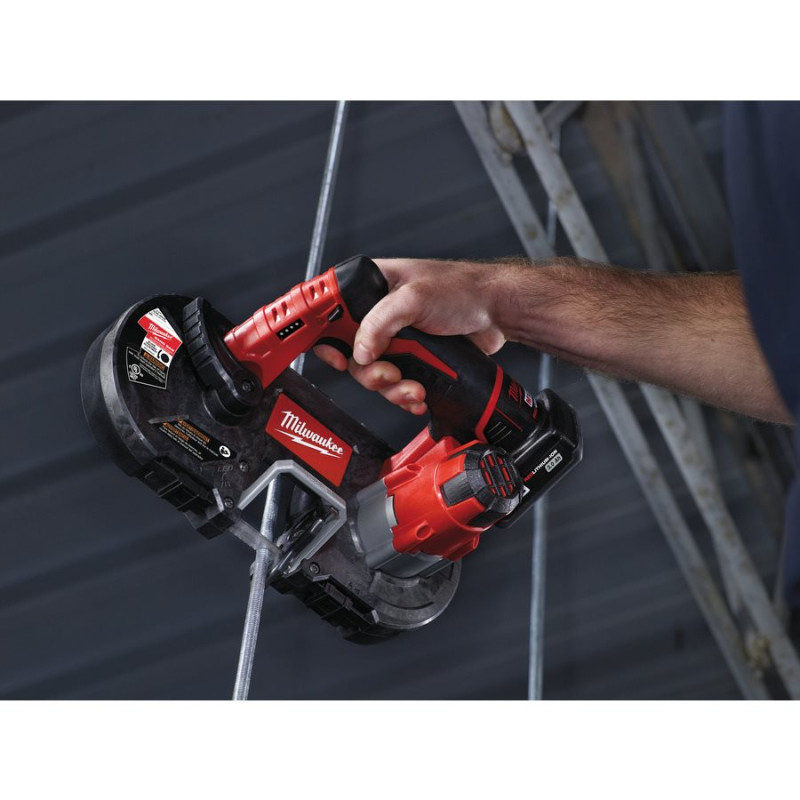 Аккумуляторная ленточная пила MILWAUKEE M12 BS-402C MILWAUKEE