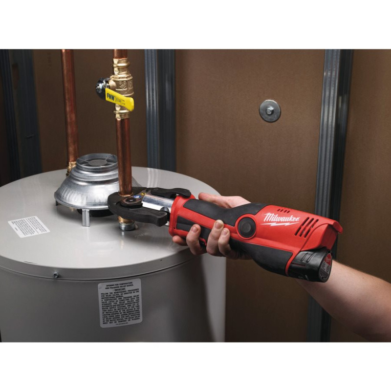 Обжимник гідравлічний акумуляторний для труб MILWAUKEE M12 HPT-202C U-SET (+зар.пр.,2ак.Х2Аг,U-кліщі,кейс)
