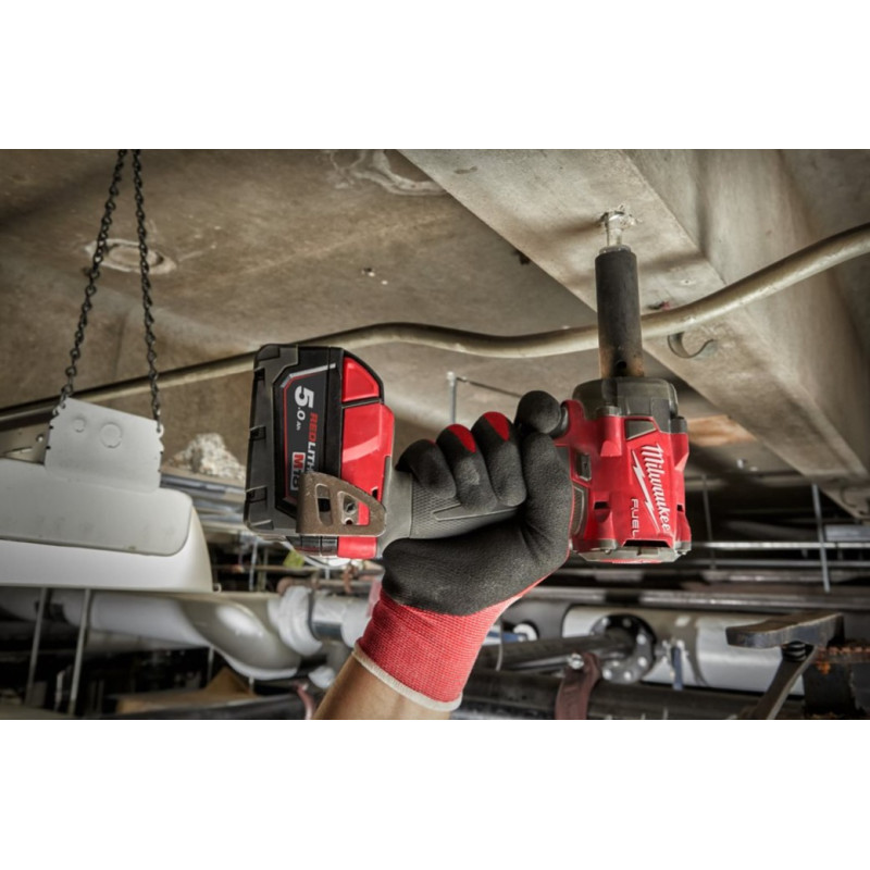 Гайковерт высокомоментный MILWAUKEE 1/2" (339 Нм) MILWAUKEE M18 FUEL FIW2P12-502X с фиксацией пином