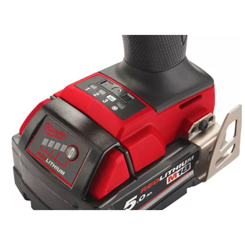 Гайкокрут акумуляторний безщітковий MILWAUKEE 1/2" (881 Нм) M18 FMTIW2F12-502X, з фрикційним кільцем, (+ заряд.пристрій, 2 акуму