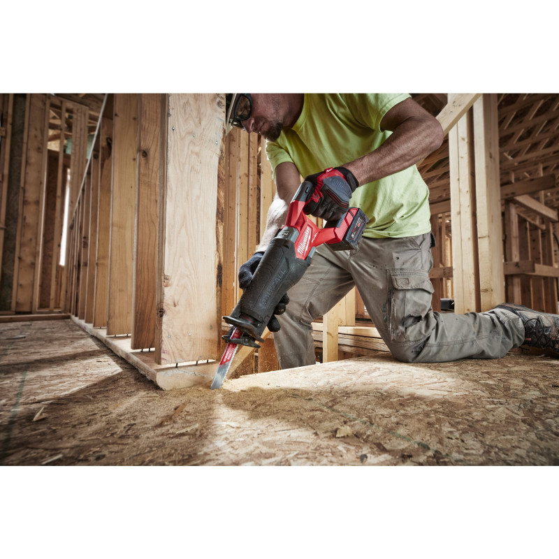 Пила шабельна акумуляторна MILWAUKEE, M18 FHZ-502X (+зар.пр., 2 акум.Х 5Аг, HDкейс)