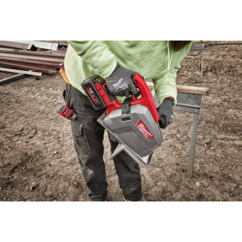 Циркулярная пила по металлу MILWAUKEE M18 FUEL FMCS66-0C 66мм 4933472110 (+ аксесуари, HD кейс)