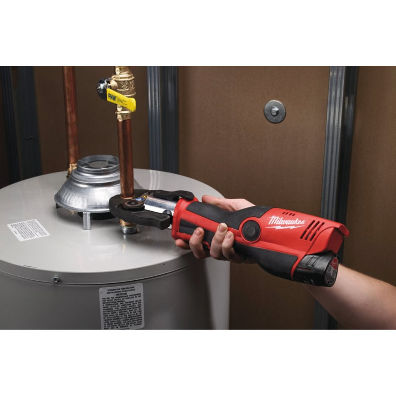 Обжимник гідравлічний акумуляторний для труб MILWAUKEE M12 HPT-0C (каркас+кейс)