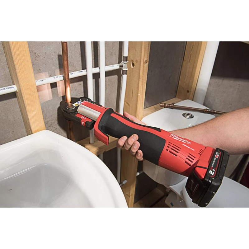 Обжимник гідравлічний акумуляторний для труб MILWAUKEE, M18 BLHPT-0C (кейс)