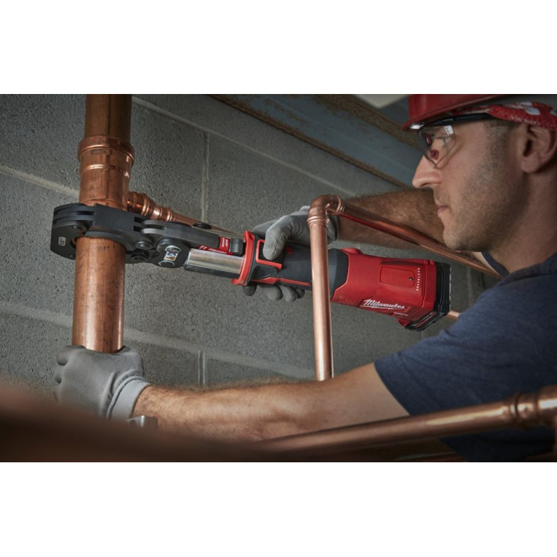 Обжимник гідравлічний акумуляторний для труб MILWAUKEE, M18 ONEBLHPT-302C U-SET (+ЗП,2ак.Х3Аг,U-кліщі,кейс)