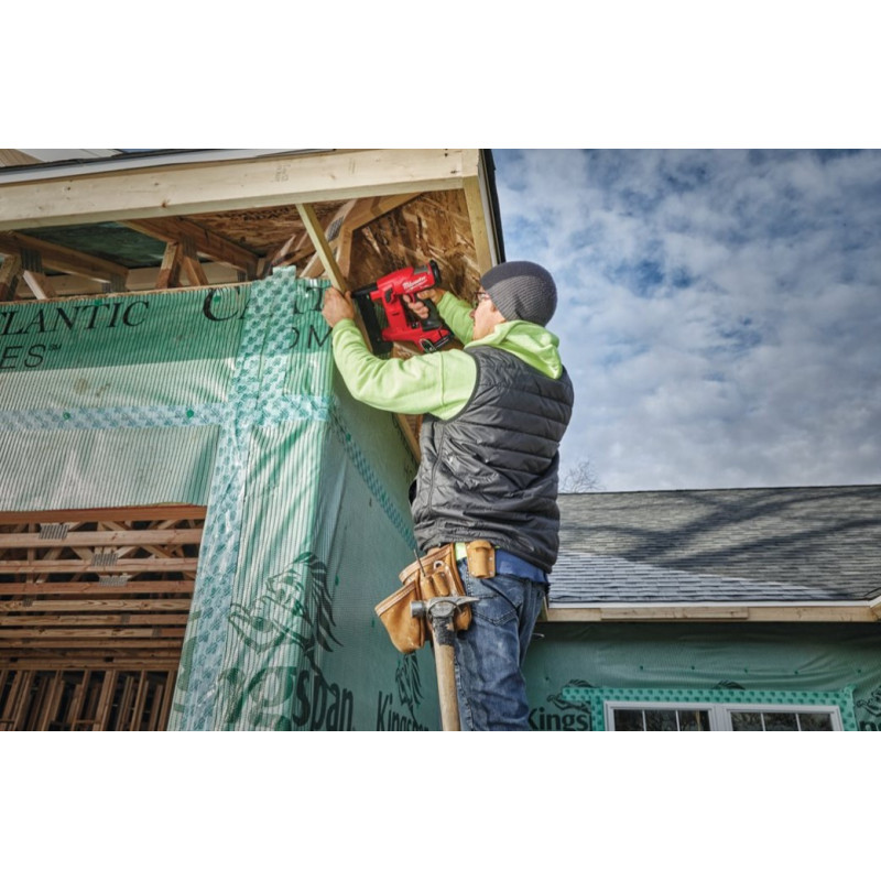 Степлер скобозабивний акумуляторний MILWAUKEE M18 FUEL FNCS18GS-202X 4933471940