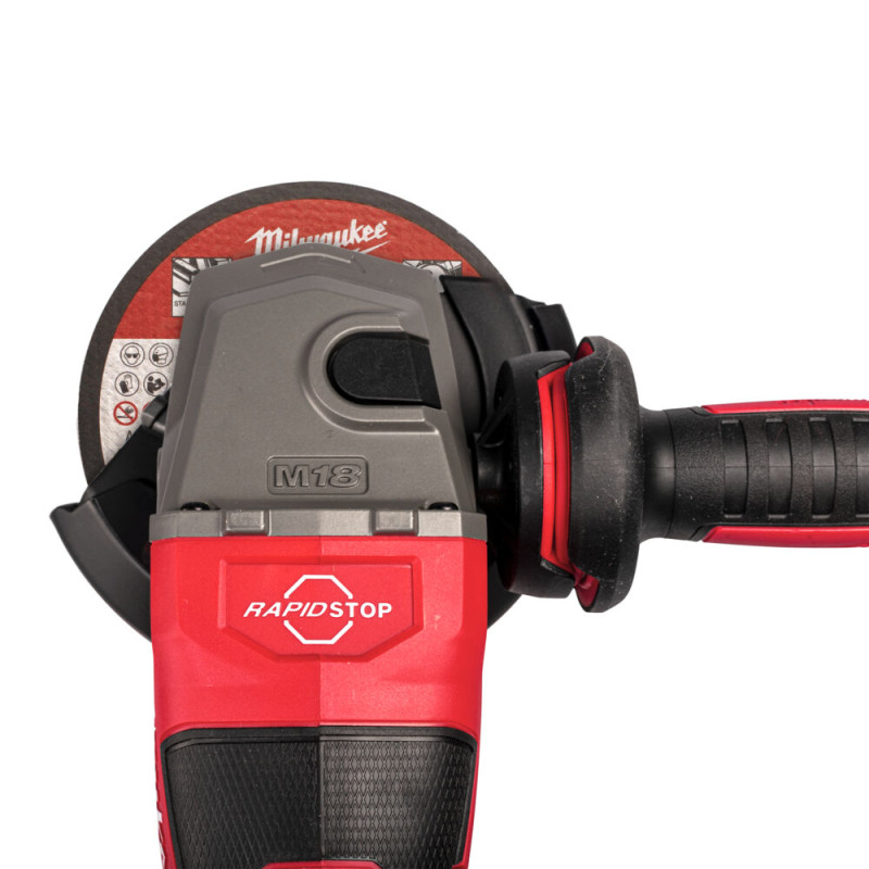 Шліфмашина кутова акумуляторна MILWAUKEE, M18 FHSAG125XB2-802X, діаметр 125мм (зарядний пристрій, 2акум. Х 8 Аг, HDкейс)