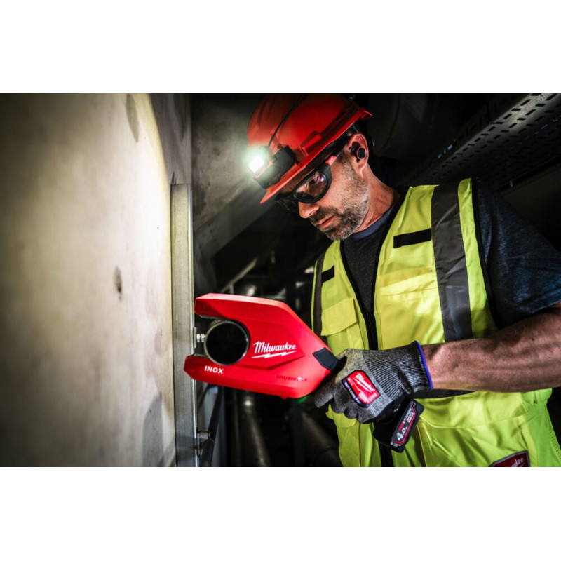 Труборіз акумуляторний по нержавіючій сталі MILWAUKEE, M12 PCSS54-402C, до 54мм  (зарядний пристрій С12 С, 2 акумулятори М12 В4