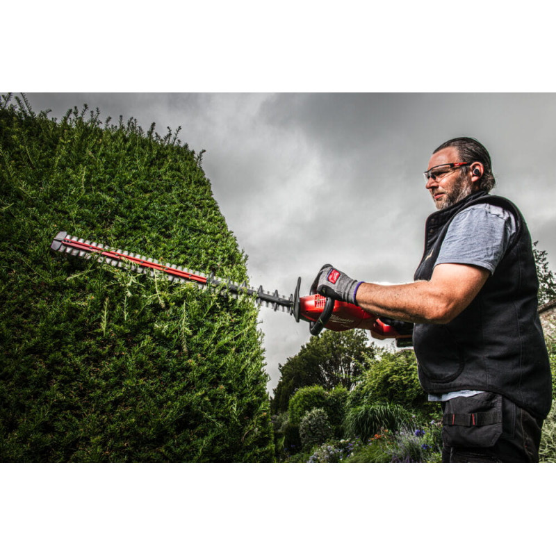 Аккумуляторный кусторез шина 60 см Milwaukee M18 M18 FHET60G2-802 FORGE™