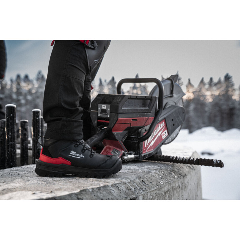 Чоботи робочі високі ARMOURTRED S3S 1M110111W MILWAUKEE, 39/6