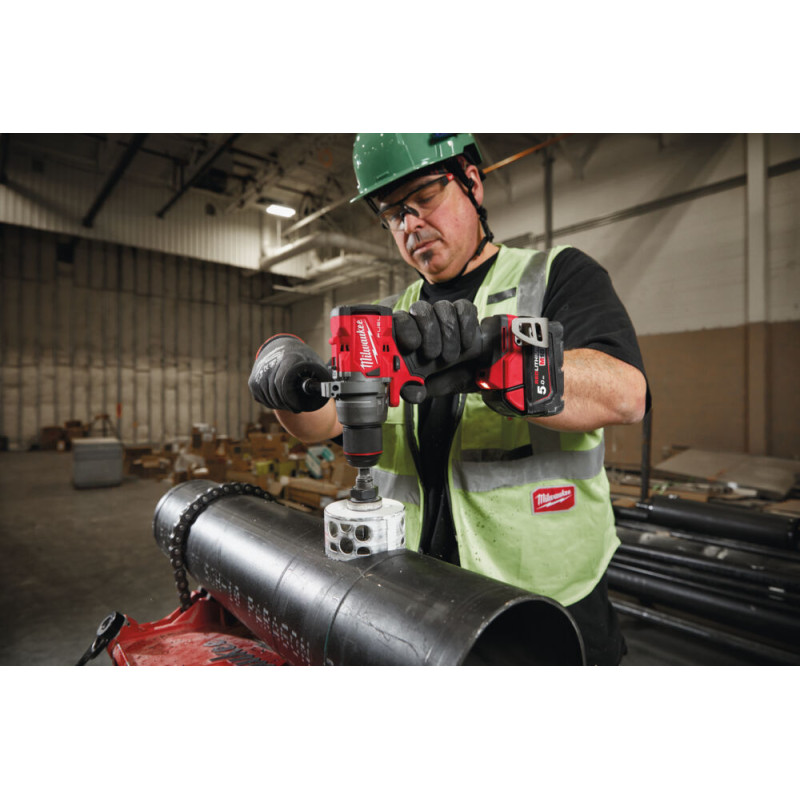 Дриль-шуруповерт акумуляторний MILWAUKEE, M18 FDD3-402C, 158Нм (+ зарядний пристрій, 2 акумулятори Х 4Ач, кейс)