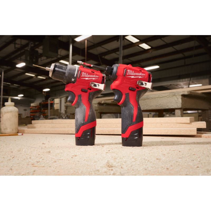 Гвинтокрут акумуляторний 1/4'' HEX MILWAUKEE M12 BLIDRC-0 (124Нм) (каркас)